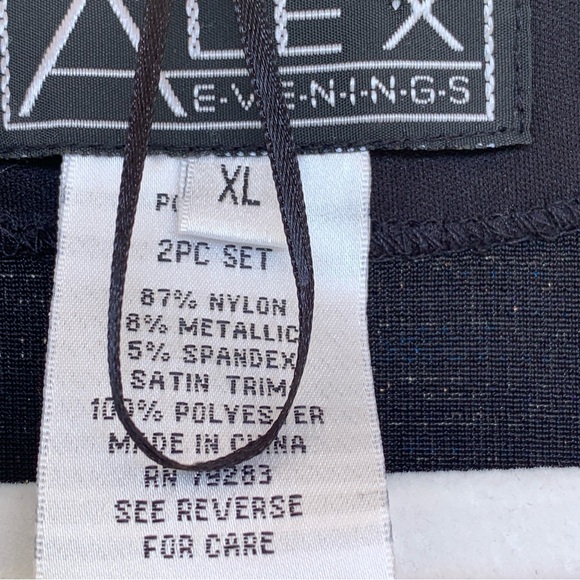 Alex Evening, two piece top - Picture 9 of 14